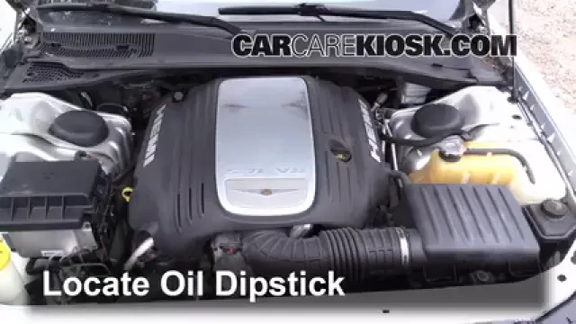 2005 Chrysler 300 C 5.7L V8 Aceite Controlar nivel de aceite